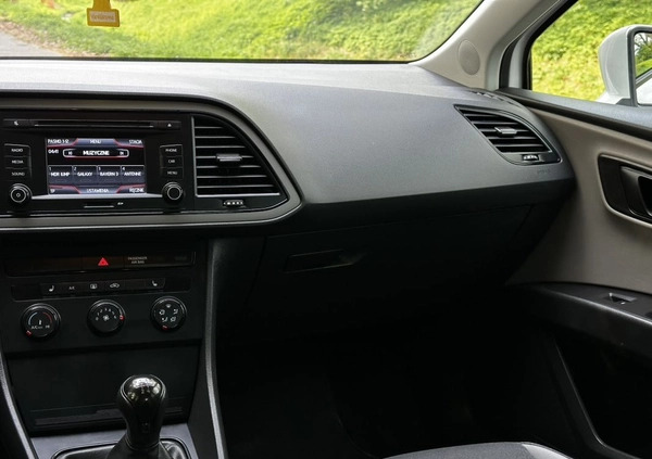 Seat Leon cena 26900 przebieg: 150000, rok produkcji 2013 z Góra małe 211
